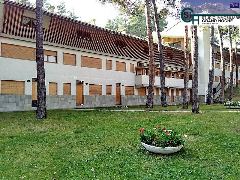 A42 – BEAULARD – AFFITTASI BILOCALE CON GIARDINO PRIVATO E CANTINA