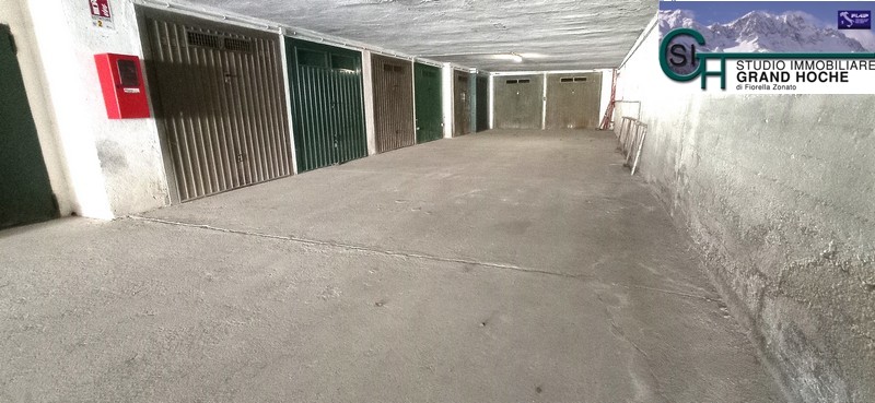 Garage (2)