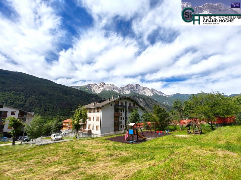 V10 – SAVOULX – VENDESI AMPIO MONOLOCALE CON PARCO GIOCHI CONDOMINIALE