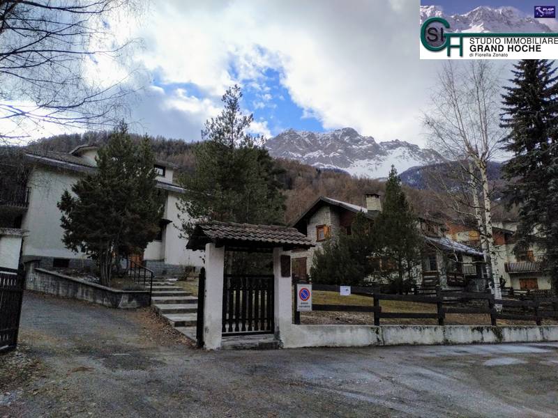V12B – BEAULARD – VENDESI MONOLOCALE OPEN SPACE RISTRUTTURATO