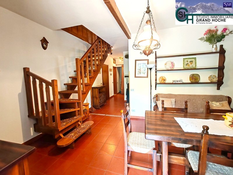 Sala (2)