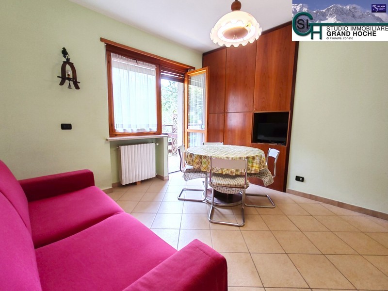 Sala (2)