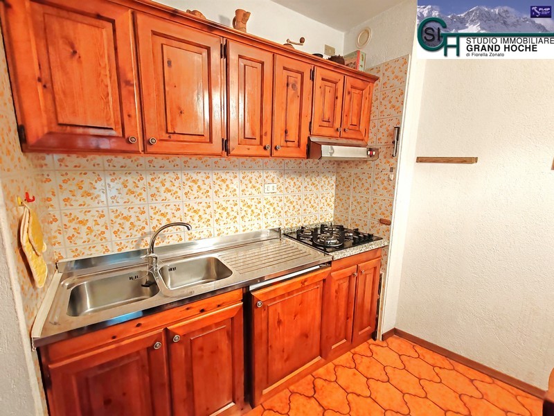 Soggiorno con cucina (6)