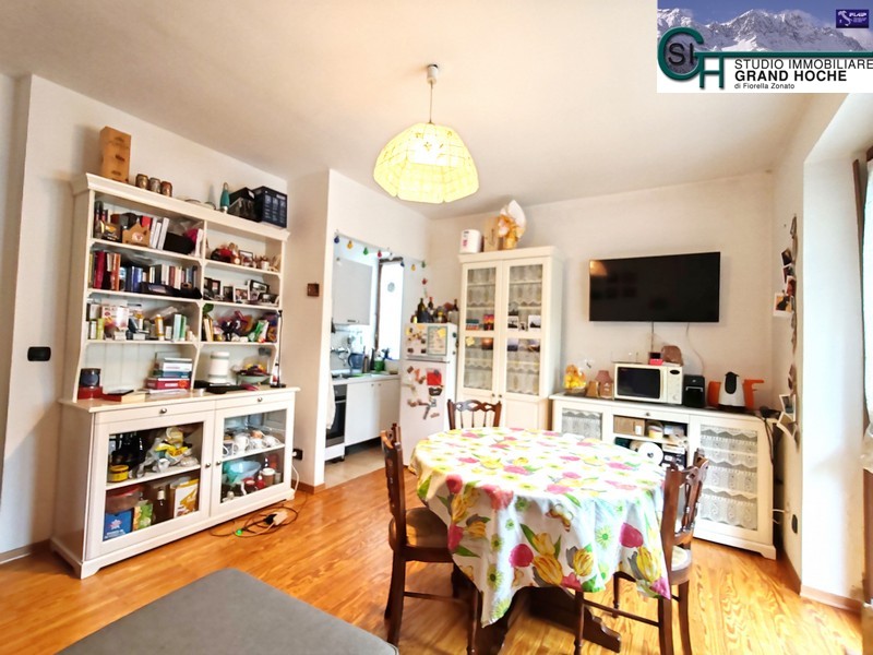Soggiorno con cucina (5)