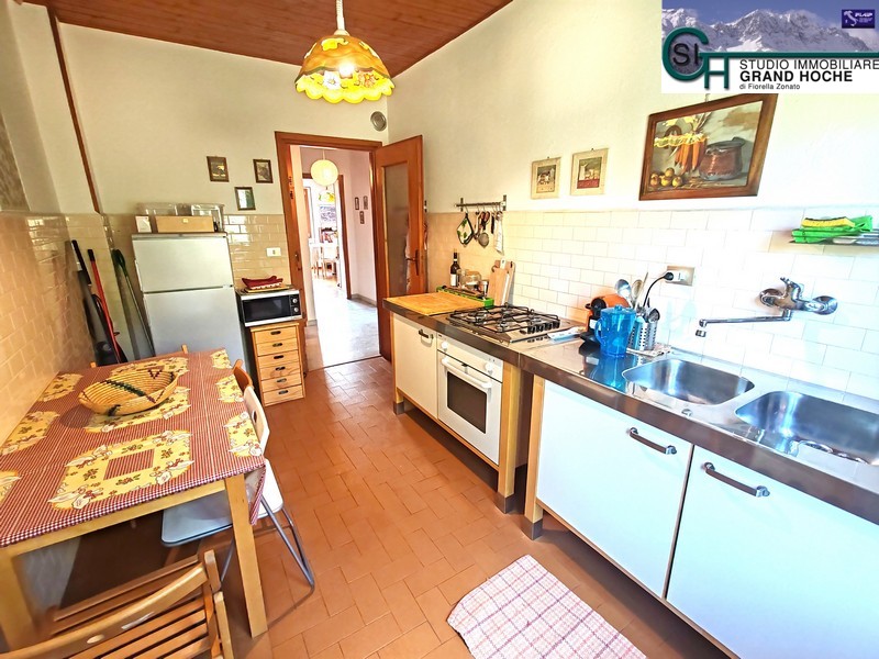 cucina (1) cucina (1)