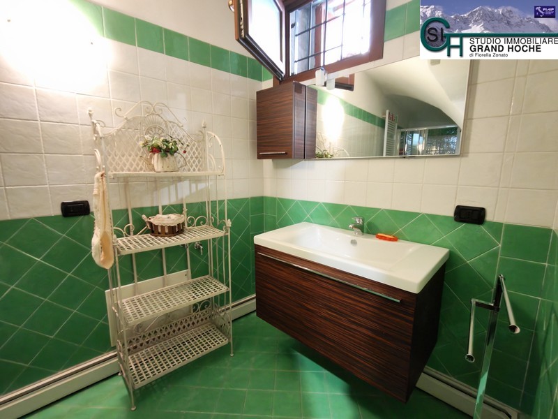 Bagno inferiore (4) Bagno inferiore (4)