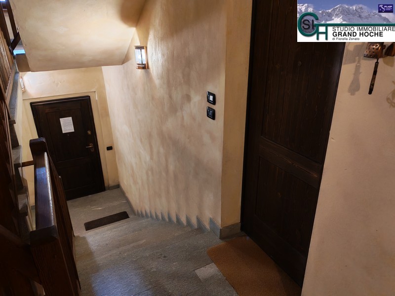 Ingresso (1) Ingresso (1)