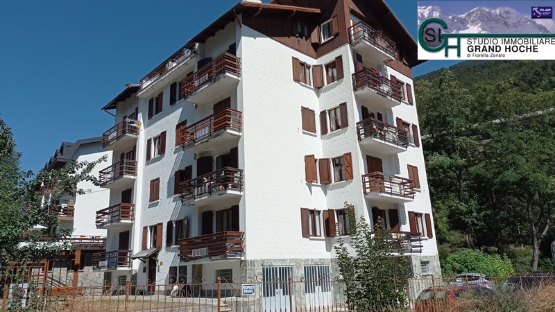 VA19 – BILOCALE LUMINOSO CON BALCONE A BEAULARD