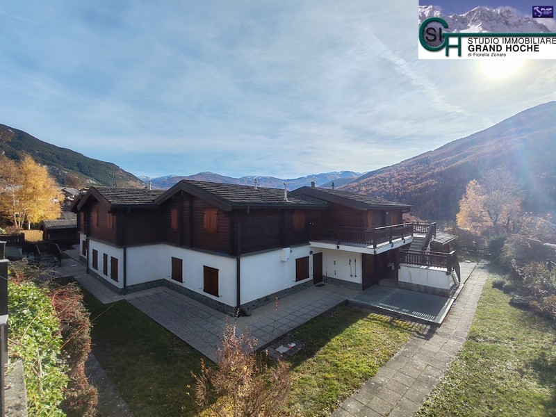 A3 – CLOTS – AFFITTASI TRILOCALE IN STILE MONTANO CON GARAGE