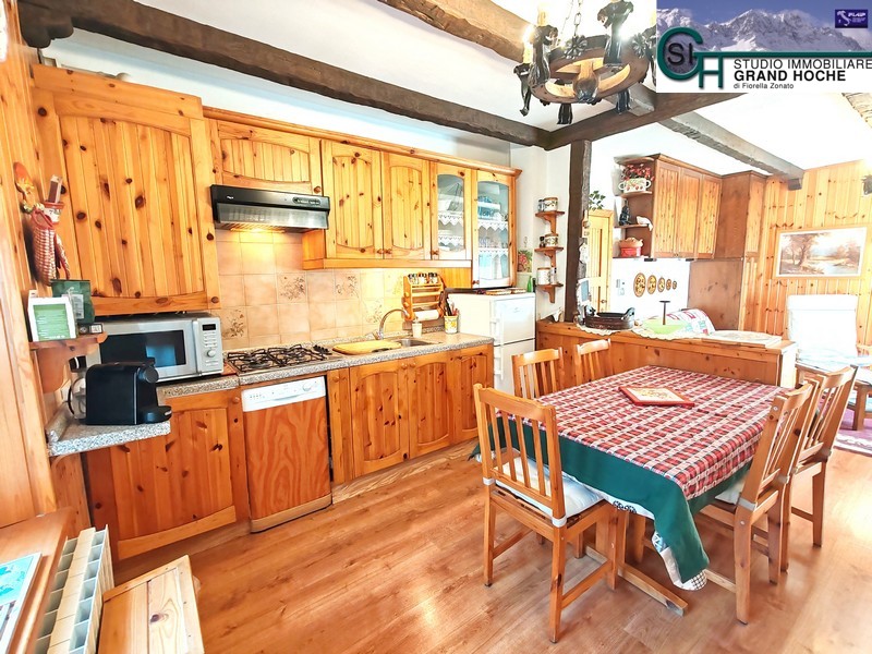 Soggiorno con cucina (10)